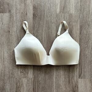 SKIMS Wireless Form T-Shirt Demi Bra Sand 42C